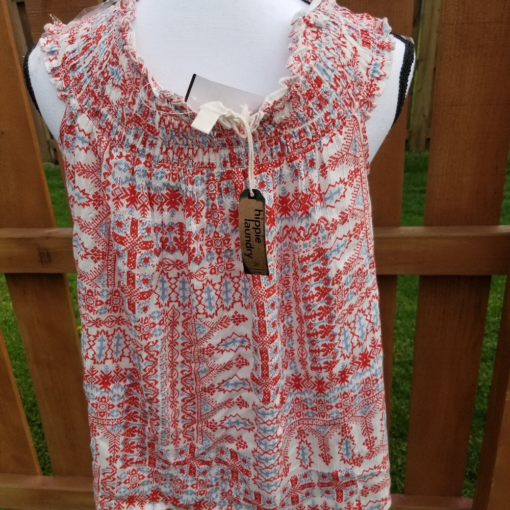 Hippie Laundry- cap sleeve top- Size Large - Picture 2 of 2